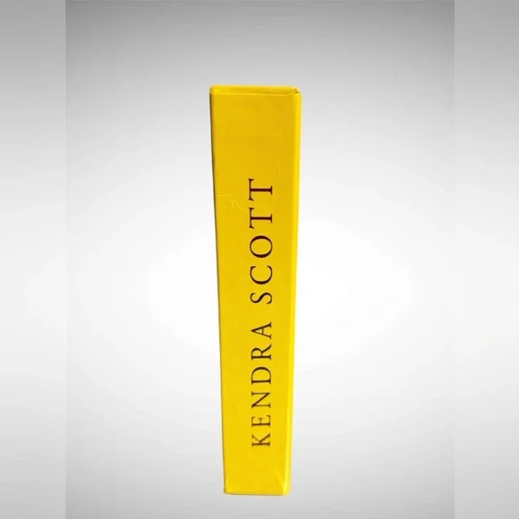 Kendra Scott Logo Ring Dish - Picture 3 of 7